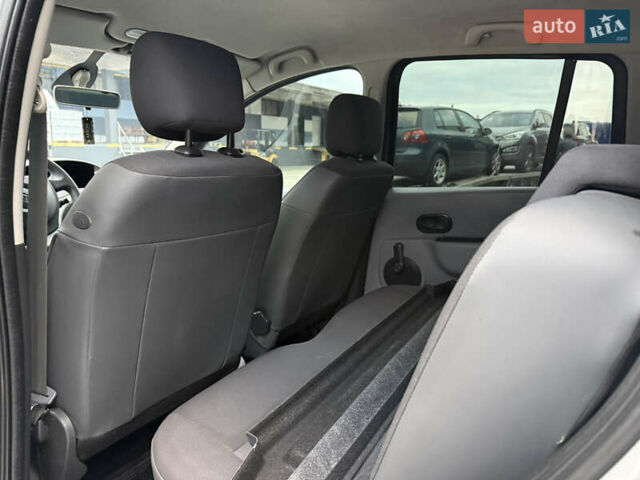 Сірий Рено Модус, об'ємом двигуна 1.5 л та пробігом 237 тис. км за 4550 $, фото 23 на Automoto.ua