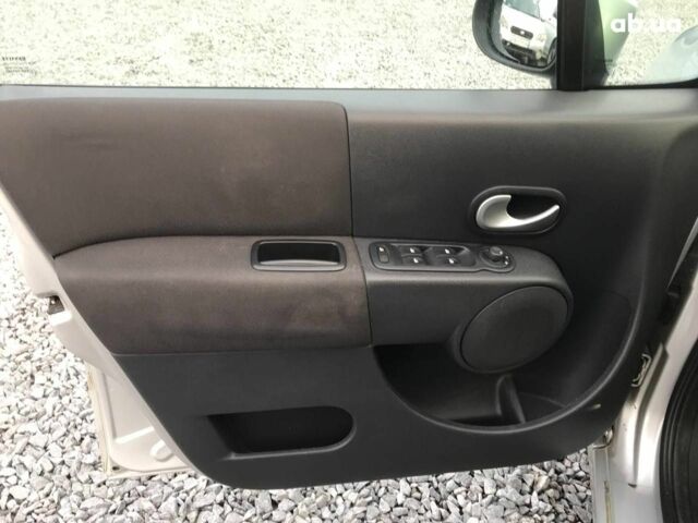 Сірий Рено Модус, об'ємом двигуна 1.2 л та пробігом 77 тис. км за 4590 $, фото 17 на Automoto.ua