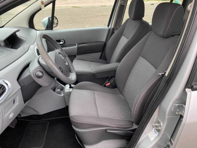 Сірий Рено Модус, об'ємом двигуна 1.6 л та пробігом 196 тис. км за 6800 $, фото 12 на Automoto.ua