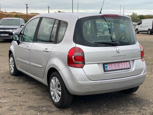 Сірий Рено Модус, об'ємом двигуна 1.6 л та пробігом 196 тис. км за 6800 $, фото 3 на Automoto.ua