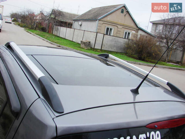 Серый Рено Модус, объемом двигателя 1.5 л и пробегом 243 тыс. км за 6799 $, фото 10 на Automoto.ua