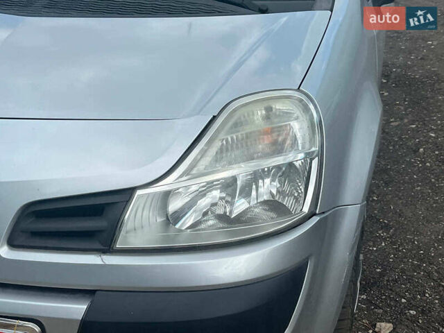 Сірий Рено Модус, об'ємом двигуна 1.2 л та пробігом 197 тис. км за 4180 $, фото 4 на Automoto.ua