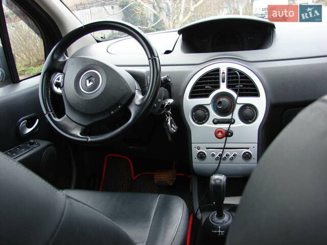 Серый Рено Модус, объемом двигателя 1.5 л и пробегом 243 тыс. км за 6799 $, фото 17 на Automoto.ua