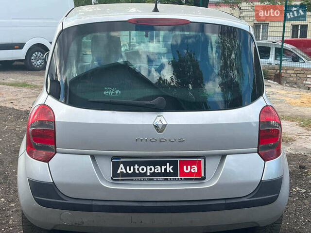 Сірий Рено Модус, об'ємом двигуна 1.2 л та пробігом 197 тис. км за 4180 $, фото 8 на Automoto.ua