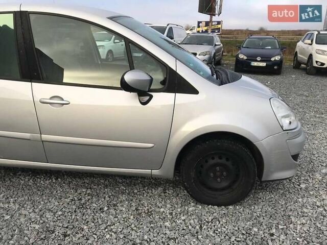 Сірий Рено Модус, об'ємом двигуна 1.2 л та пробігом 77 тис. км за 4590 $, фото 3 на Automoto.ua