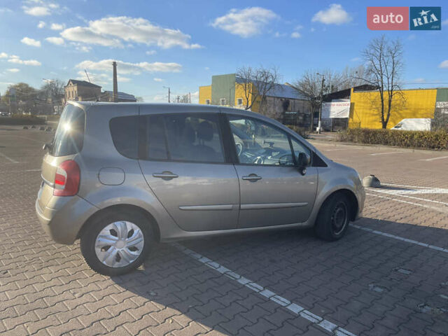 Серый Рено Модус, объемом двигателя 1.5 л и пробегом 23 тыс. км за 5000 $, фото 2 на Automoto.ua