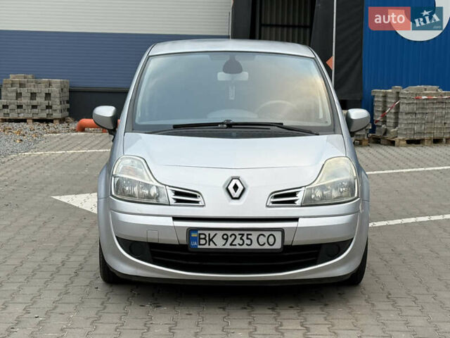 Сірий Рено Модус, об'ємом двигуна 1.5 л та пробігом 237 тис. км за 4550 $, фото 2 на Automoto.ua