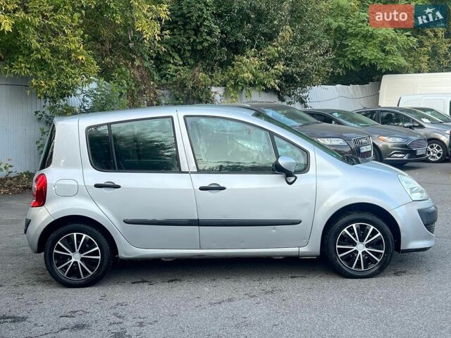 Сірий Рено Модус, об'ємом двигуна 1.2 л та пробігом 197 тис. км за 3140 $, фото 3 на Automoto.ua