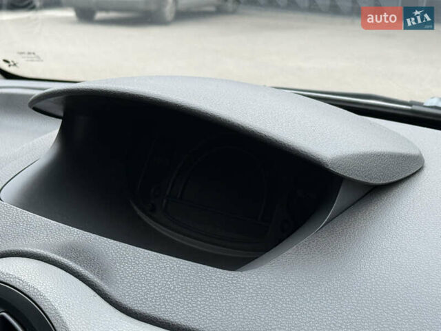 Сірий Рено Модус, об'ємом двигуна 1.5 л та пробігом 237 тис. км за 4550 $, фото 33 на Automoto.ua