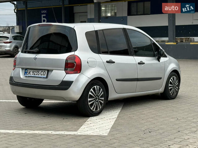 Сірий Рено Модус, об'ємом двигуна 1.5 л та пробігом 237 тис. км за 4550 $, фото 5 на Automoto.ua