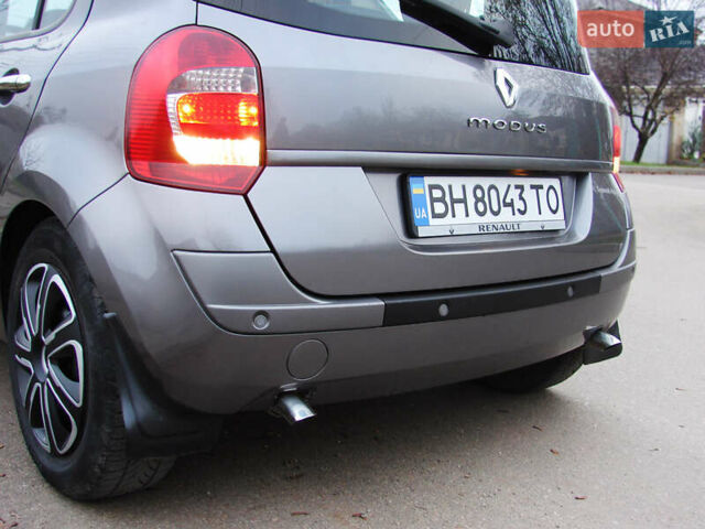 Сірий Рено Модус, об'ємом двигуна 1.5 л та пробігом 243 тис. км за 6799 $, фото 9 на Automoto.ua