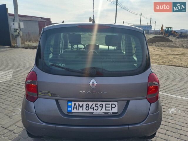 Сірий Рено Модус, об'ємом двигуна 1.6 л та пробігом 104 тис. км за 6550 $, фото 1 на Automoto.ua