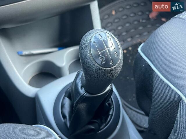 Сірий Рено Модус, об'ємом двигуна 1.2 л та пробігом 197 тис. км за 3140 $, фото 13 на Automoto.ua