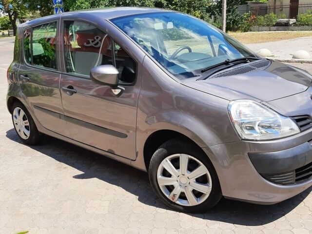 Сірий Рено Модус, об'ємом двигуна 1.1 л та пробігом 127 тис. км за 4200 $, фото 2 на Automoto.ua