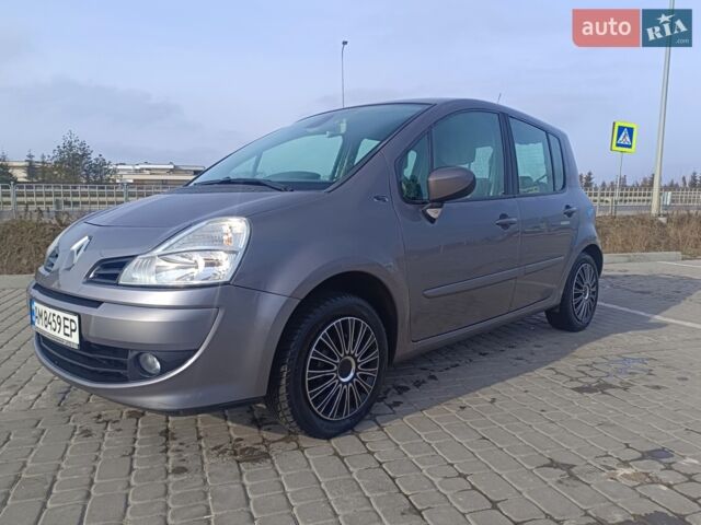 Сірий Рено Модус, об'ємом двигуна 1.6 л та пробігом 104 тис. км за 6550 $, фото 3 на Automoto.ua