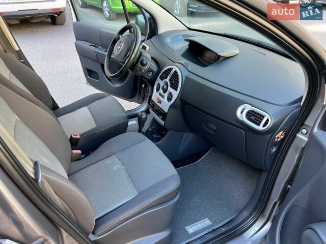 Сірий Рено Модус, об'ємом двигуна 1.6 л та пробігом 150 тис. км за 6699 $, фото 31 на Automoto.ua