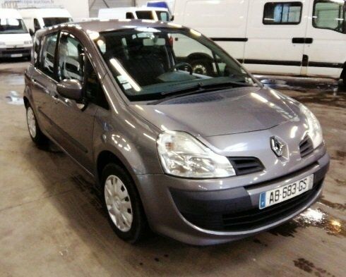 Сірий Рено Модус, об'ємом двигуна 1.5 л та пробігом 219 тис. км за 2725 $, фото 1 на Automoto.ua