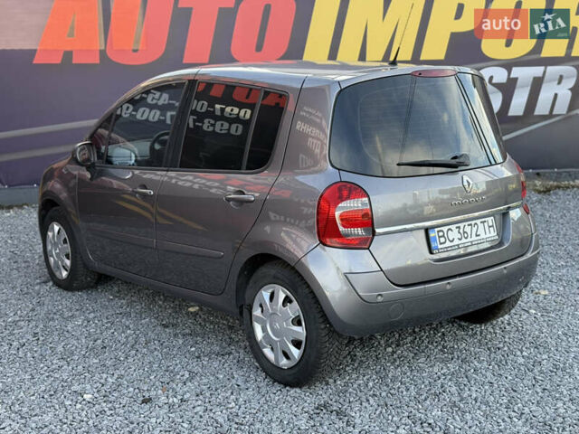 Рено Модус 2010 у Стрые на Automoto.ua Сірий Рено Модус, об'ємом двигуна 1.5 л та пробігом 110 тис. км за 5800 $, фото 7 на Automoto.ua