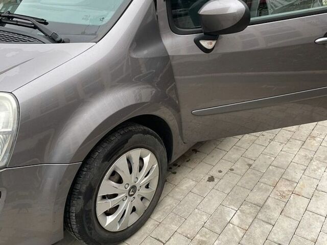 Сірий Рено Модус, об'ємом двигуна 1.15 л та пробігом 220 тис. км за 3650 $, фото 13 на Automoto.ua