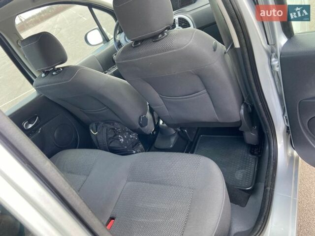 Сірий Рено Модус, об'ємом двигуна 1.6 л та пробігом 178 тис. км за 7350 $, фото 41 на Automoto.ua
