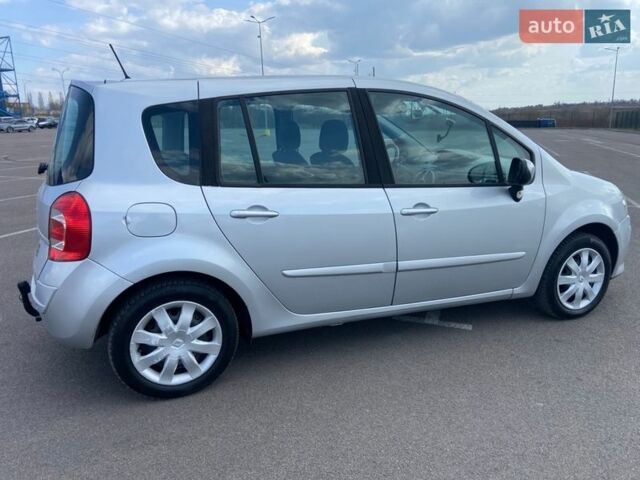 Сірий Рено Модус, об'ємом двигуна 1.6 л та пробігом 178 тис. км за 7350 $, фото 5 на Automoto.ua