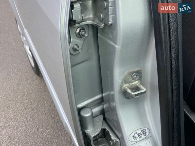 Сірий Рено Модус, об'ємом двигуна 1.6 л та пробігом 178 тис. км за 7350 $, фото 33 на Automoto.ua