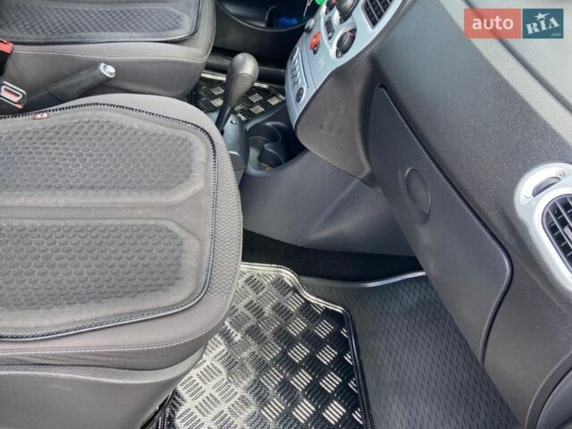 Сірий Рено Модус, об'ємом двигуна 1.6 л та пробігом 178 тис. км за 7350 $, фото 28 на Automoto.ua