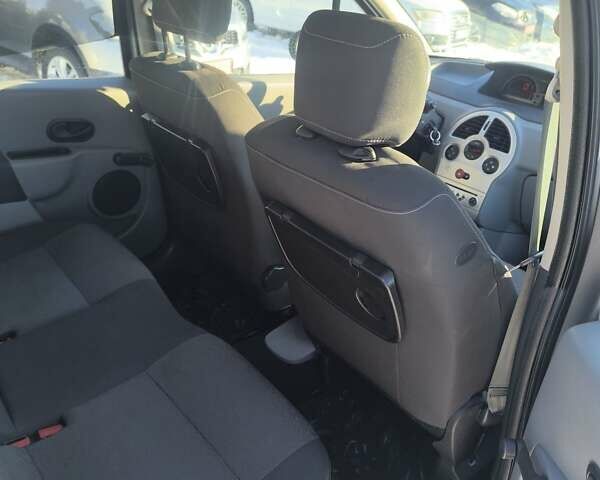Сірий Рено Модус, об'ємом двигуна 1.6 л та пробігом 158 тис. км за 6700 $, фото 11 на Automoto.ua