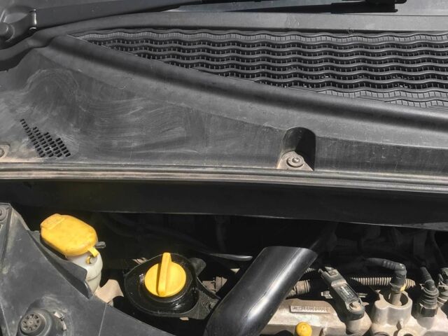 Сірий Рено Модус, об'ємом двигуна 1.1 л та пробігом 140 тис. км за 5556 $, фото 9 на Automoto.ua