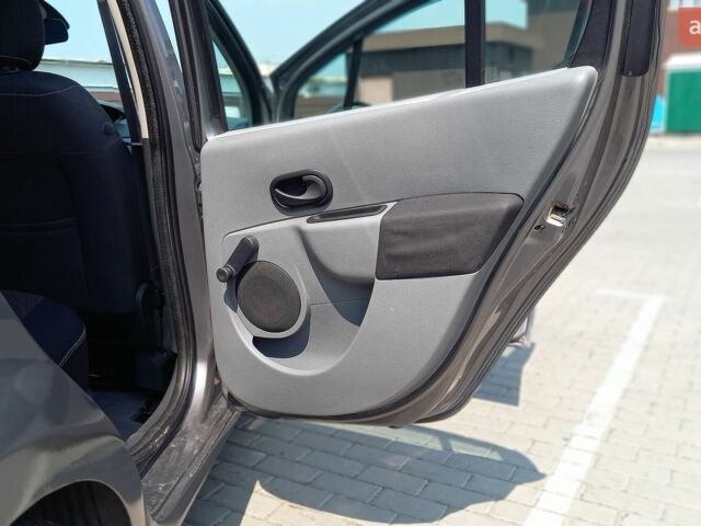 Сірий Рено Модус, об'ємом двигуна 1.2 л та пробігом 156 тис. км за 4999 $, фото 20 на Automoto.ua