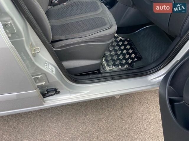 Сірий Рено Модус, об'ємом двигуна 1.6 л та пробігом 178 тис. км за 7350 $, фото 32 на Automoto.ua