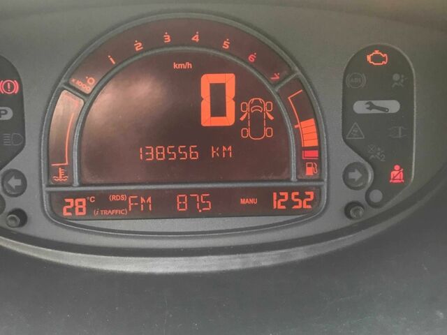 Сірий Рено Модус, об'ємом двигуна 1.1 л та пробігом 140 тис. км за 5556 $, фото 3 на Automoto.ua