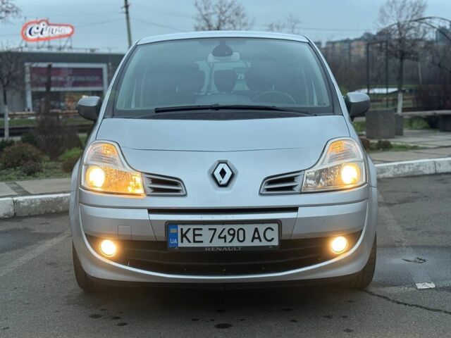 Сірий Рено Модус, об'ємом двигуна 1.1 л та пробігом 200 тис. км за 5450 $, фото 10 на Automoto.ua