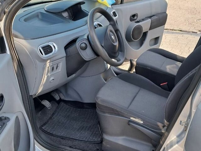 Сірий Рено Модус, об'ємом двигуна 1.5 л та пробігом 180 тис. км за 5300 $, фото 9 на Automoto.ua