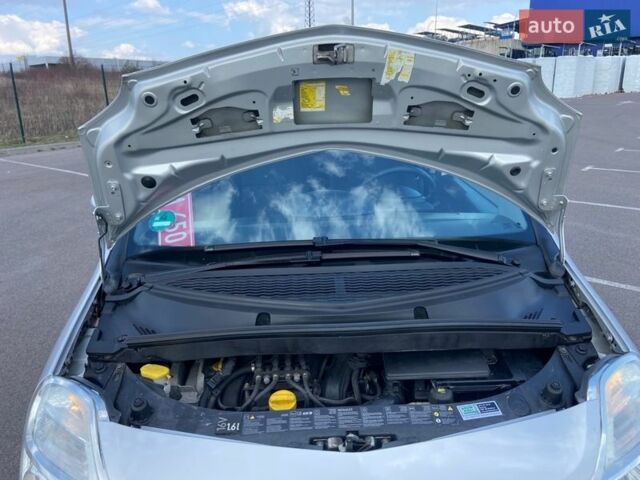 Сірий Рено Модус, об'ємом двигуна 1.6 л та пробігом 178 тис. км за 7350 $, фото 53 на Automoto.ua