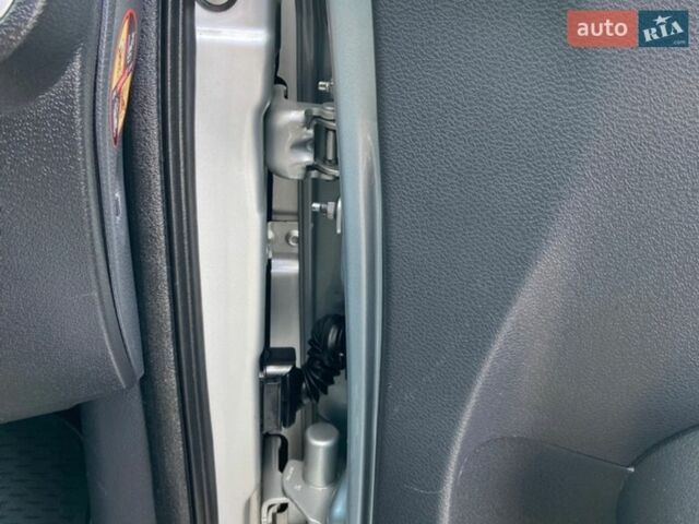 Сірий Рено Модус, об'ємом двигуна 1.6 л та пробігом 178 тис. км за 7350 $, фото 34 на Automoto.ua