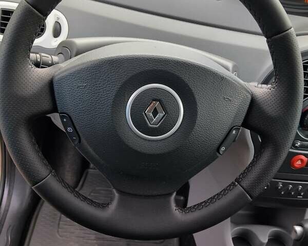 Сірий Рено Модус, об'ємом двигуна 1.6 л та пробігом 199 тис. км за 7500 $, фото 12 на Automoto.ua