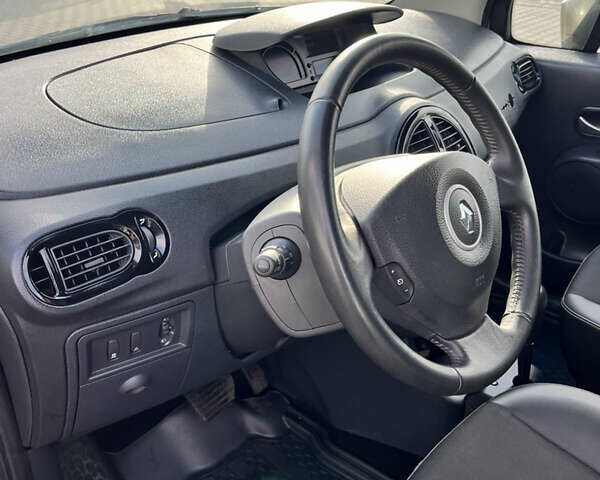 Сірий Рено Модус, об'ємом двигуна 1.6 л та пробігом 65 тис. км за 7400 $, фото 9 на Automoto.ua