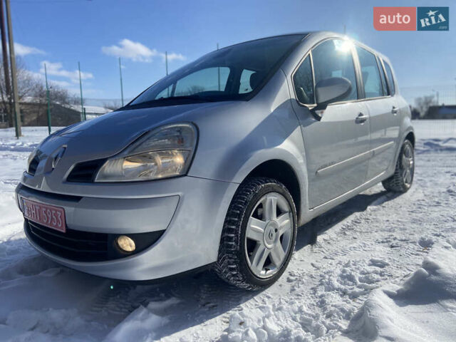 Серый Рено Модус, объемом двигателя 1.6 л и пробегом 110 тыс. км за 6950 $, фото 1 на Automoto.ua