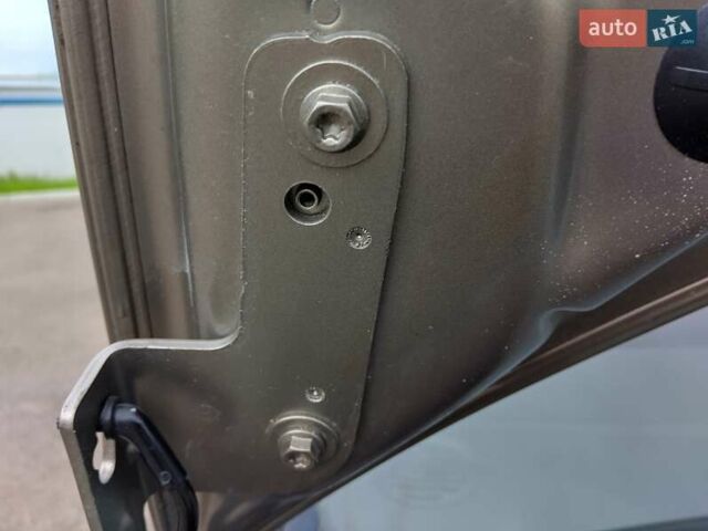 Серый Рено Модус, объемом двигателя 1.6 л и пробегом 199 тыс. км за 6950 $, фото 34 на Automoto.ua