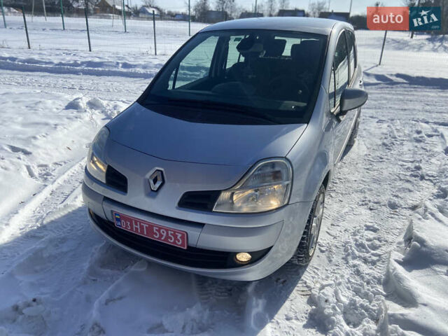 Серый Рено Модус, объемом двигателя 1.6 л и пробегом 110 тыс. км за 6950 $, фото 2 на Automoto.ua