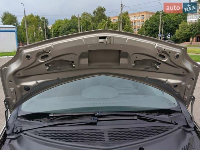 Серый Рено Модус, объемом двигателя 1.6 л и пробегом 199 тыс. км за 6950 $, фото 33 на Automoto.ua