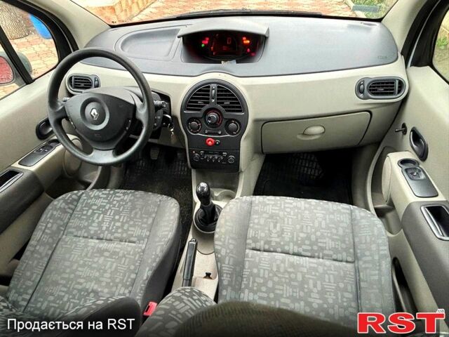 Серый Рено Модус, объемом двигателя 1.5 л и пробегом 191 тыс. км за 2180 $, фото 7 на Automoto.ua