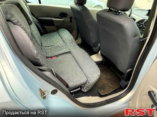 Серый Рено Модус, объемом двигателя 1.5 л и пробегом 191 тыс. км за 2180 $, фото 11 на Automoto.ua