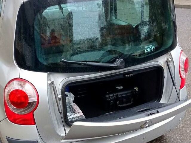 Сірий Рено Модус, об'ємом двигуна 1.1 л та пробігом 80 тис. км за 5500 $, фото 5 на Automoto.ua