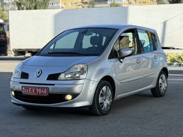 Серый Рено Модус, объемом двигателя 1.6 л и пробегом 148 тыс. км за 6300 $, фото 6 на Automoto.ua