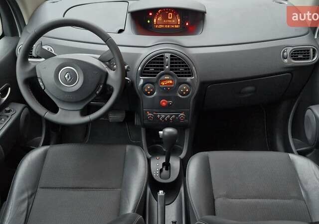 Сірий Рено Модус, об'ємом двигуна 1.6 л та пробігом 130 тис. км за 6250 $, фото 23 на Automoto.ua