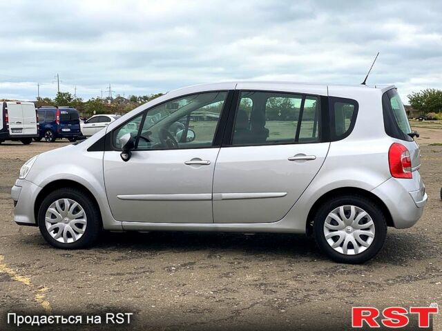 Сірий Рено Модус, об'ємом двигуна 1.6 л та пробігом 196 тис. км за 7400 $, фото 3 на Automoto.ua