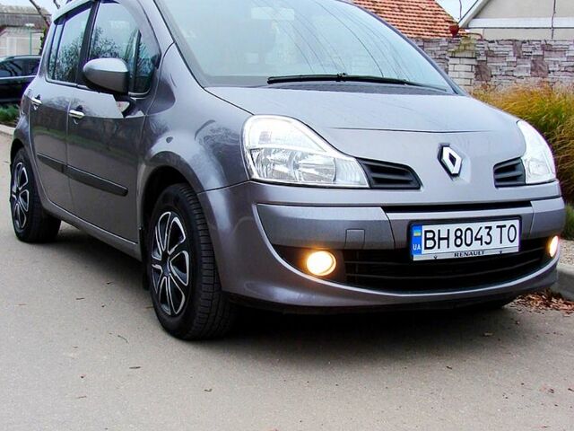 Сірий Рено Модус, об'ємом двигуна 1.5 л та пробігом 243 тис. км за 6799 $, фото 2 на Automoto.ua