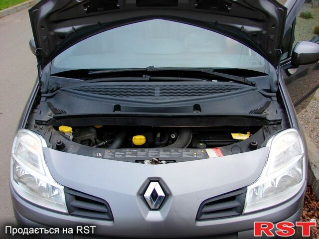 Сірий Рено Модус, об'ємом двигуна 1.5 л та пробігом 243 тис. км за 6799 $, фото 13 на Automoto.ua